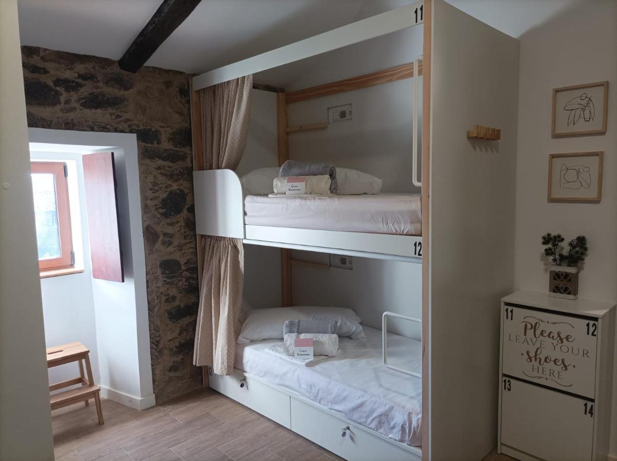 Albergue Aldea Da Pedreira Teo Kültér fotó